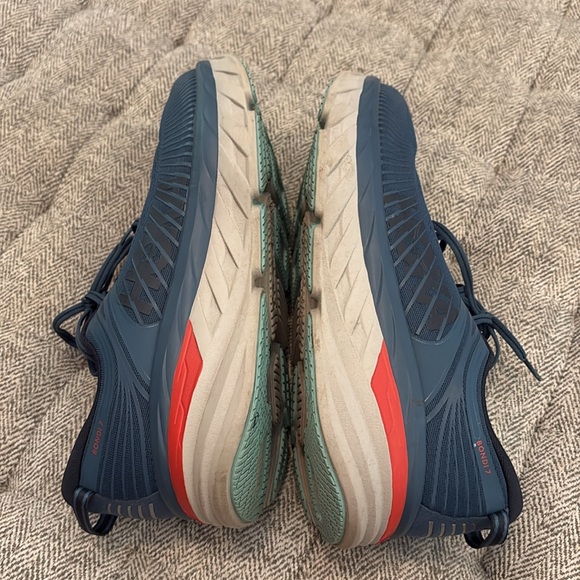 Hoka One One Bondi 7 size 11.5 2E - Picture 5 of 9